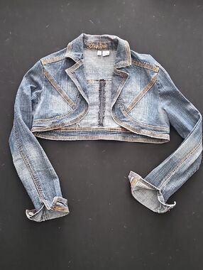 Younique Vintage Dark Blue Denim Jacket with Contrast Stitching Y2K 90s